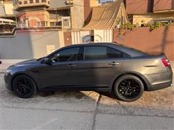 Ford Taurus